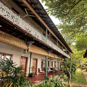 https://samiira-on-ashtamudi-lake.kerala-hotels.net